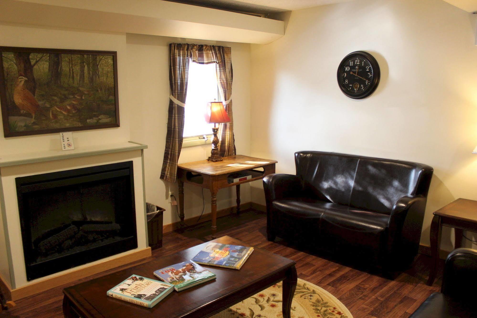 Casselman Inn Grantsville Экстерьер фото