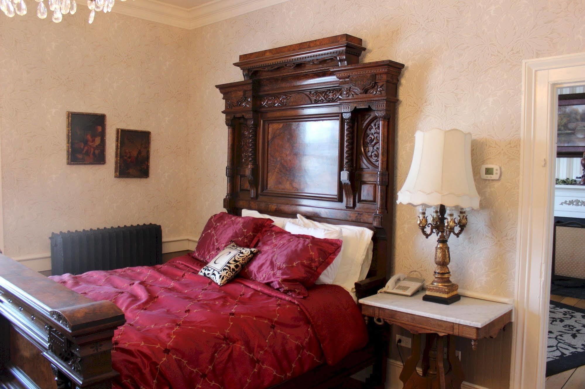Casselman Inn Grantsville Экстерьер фото