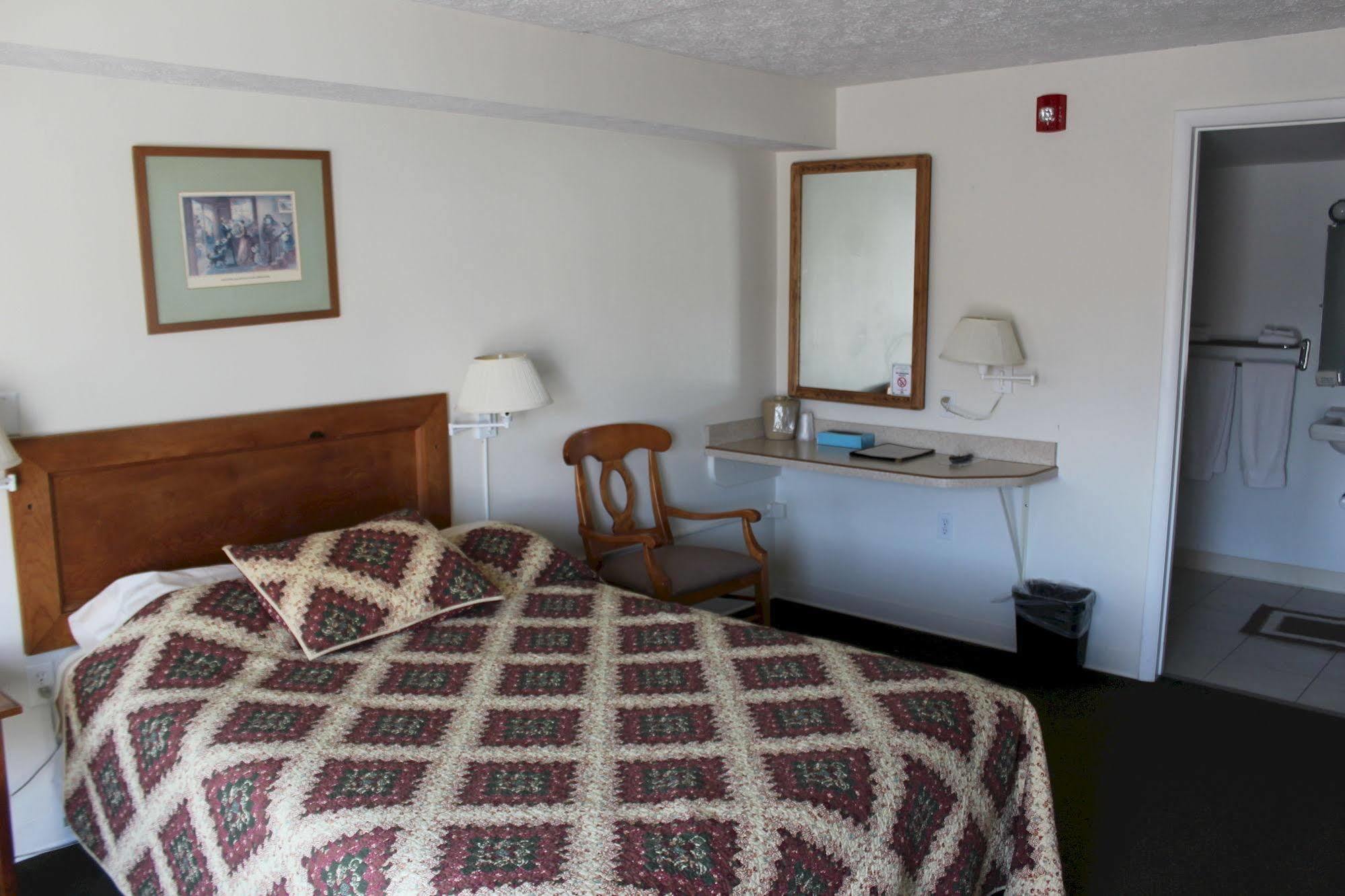 Casselman Inn Grantsville Экстерьер фото