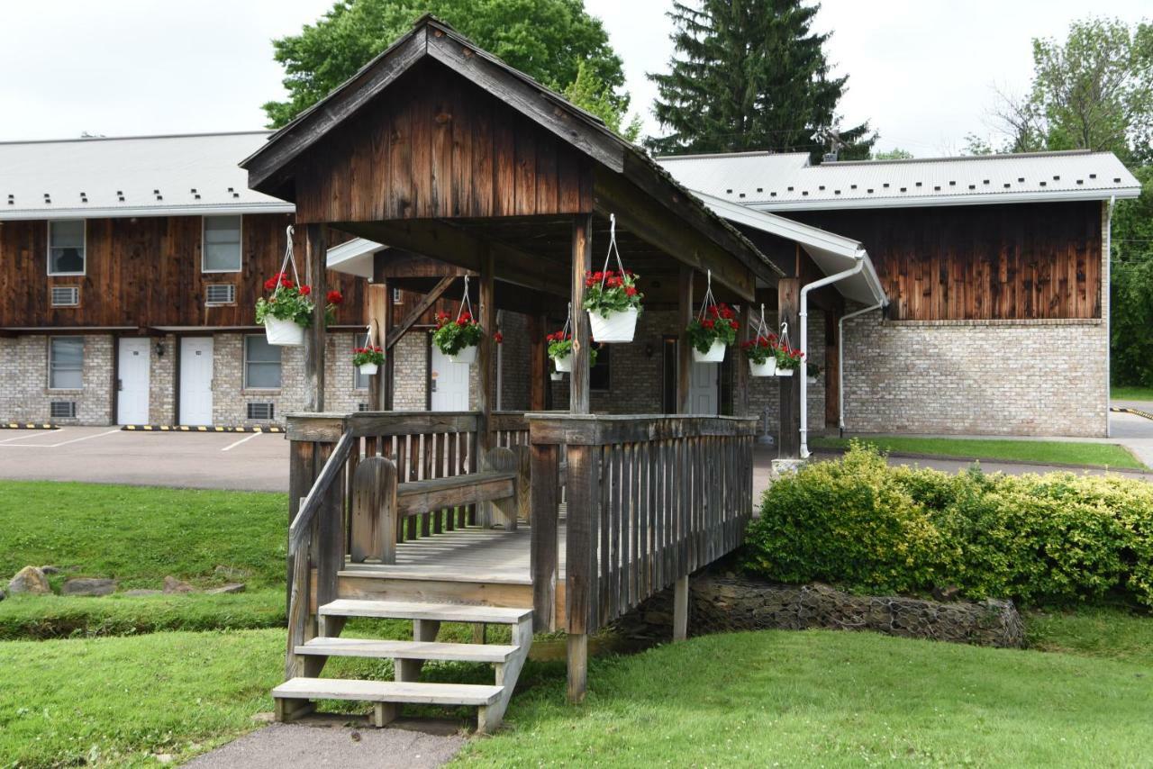 Casselman Inn Grantsville Экстерьер фото